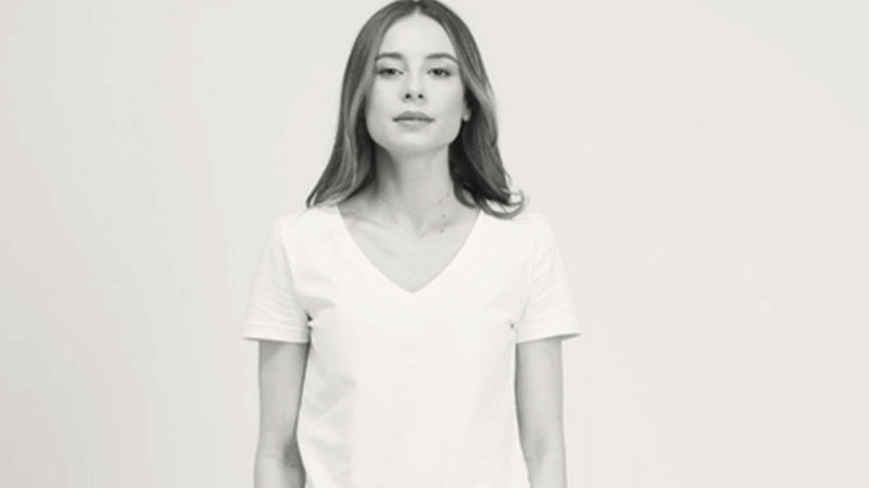 NIEZWYKŁA HISTORIA ZWYKŁEJ KOSZULKI