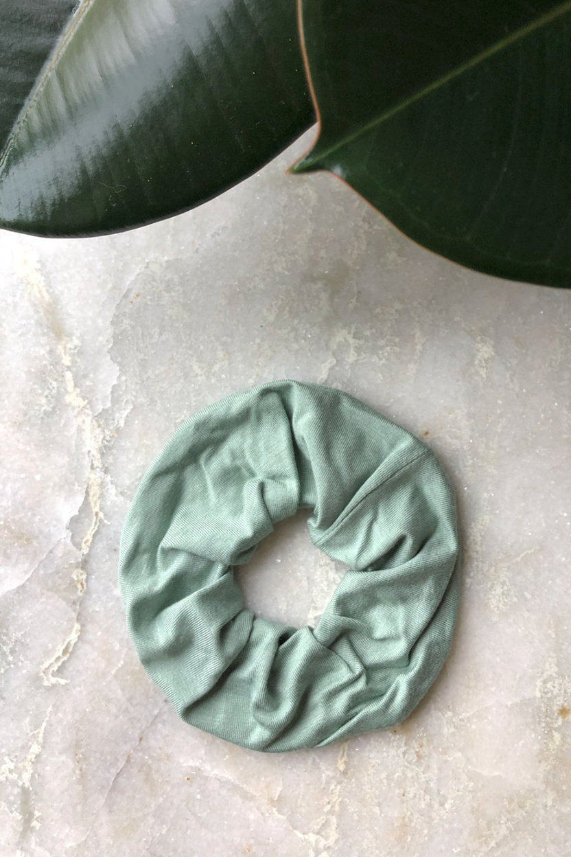 Gumka do włosów scrunchie mint bambus